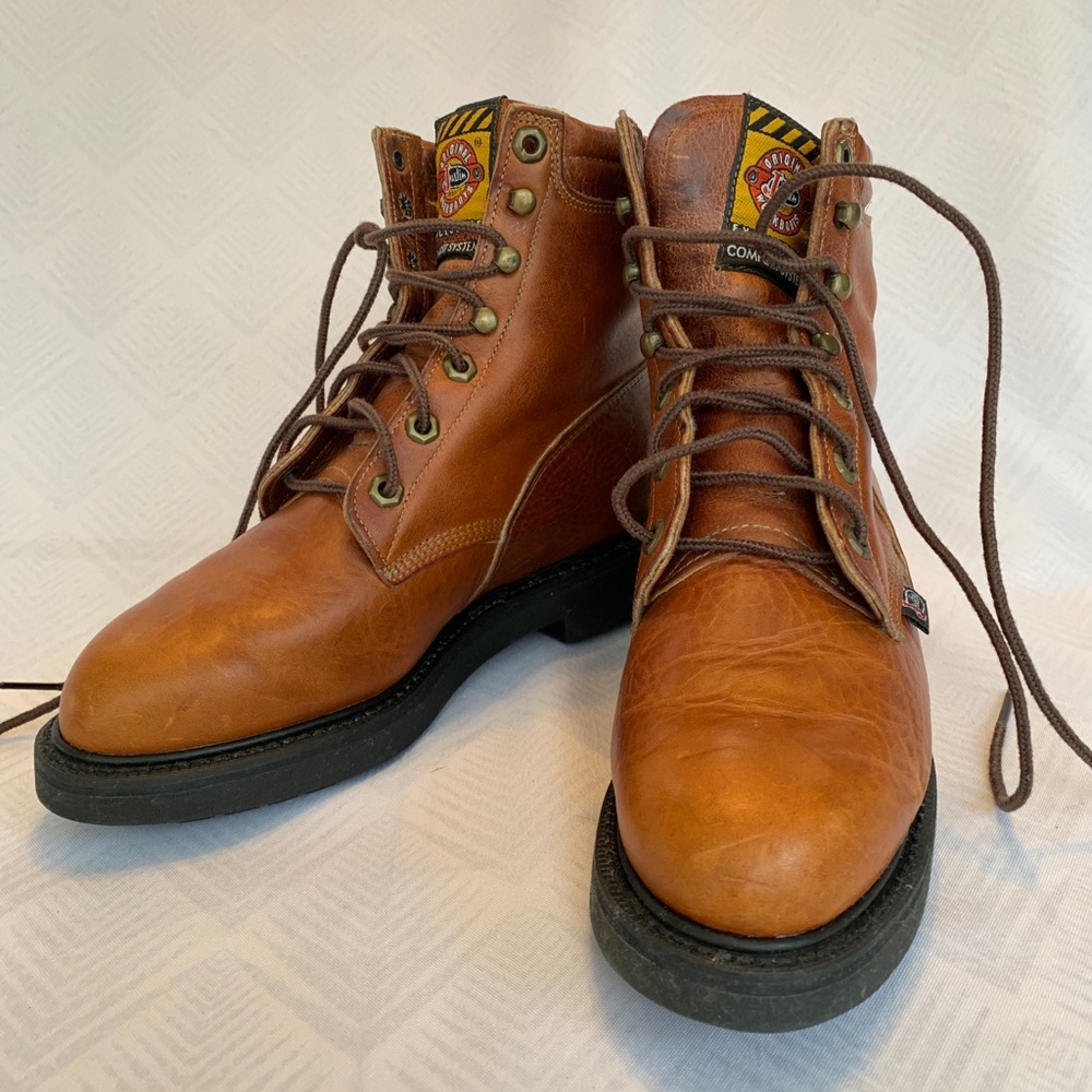 Justin Boots - Women’s Original Work boots. Size 7C.